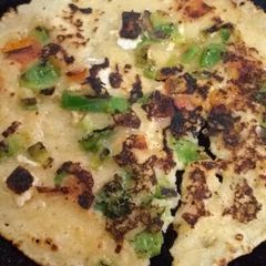 A picture of Malai suji se bana chilla.