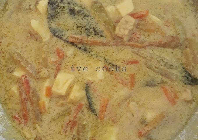 Ternyata begini lho! Bagaimana cara membuat Gulai Putih Telur, Tempe, Sayur  sesuai selera