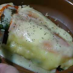 Una foto de Pimiento relleno de verduras y quinoa