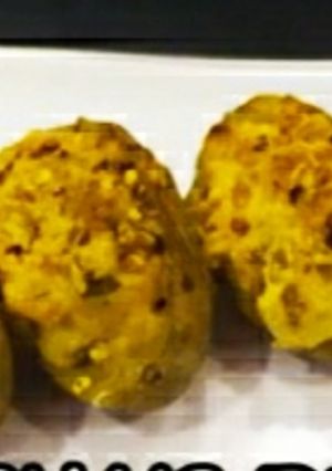 A picture of Stuffed Cheesy potato.
