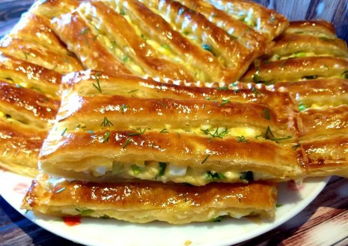 Самса с яйцом и сыром