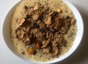 Foto de Smoothie bowl de Ananás, Manga e Papaia