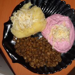 A picture of Desi Dream 2.-Lentils, Beetroot and Potatoe.