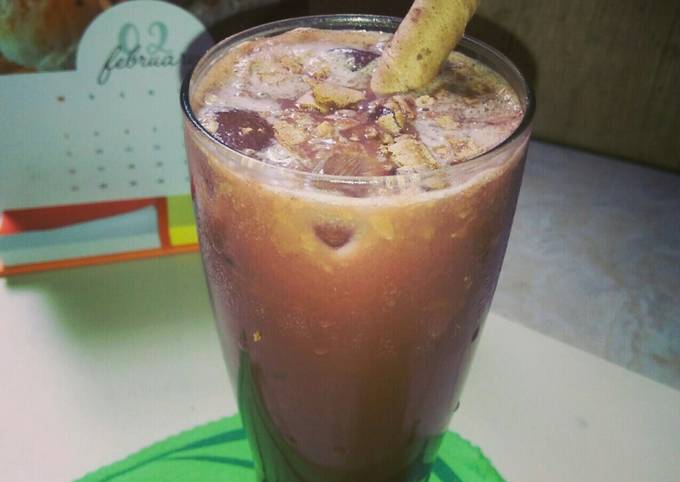 Resep *es chocolatos kekinian* oleh ati dewanthi - Cookpad