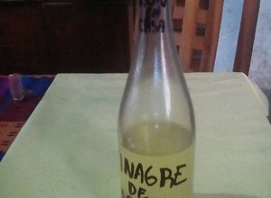 Una foto de Vinagre de arroz casero