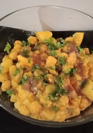 A picture of Cholay chaat.