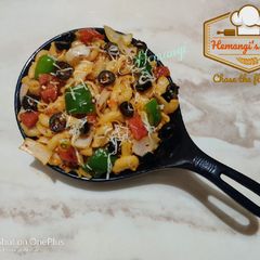 Indian style macaroni pasta A picture of Indian style macaroni pasta.