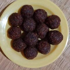 A picture of Chocolate Coconut Ladoo.