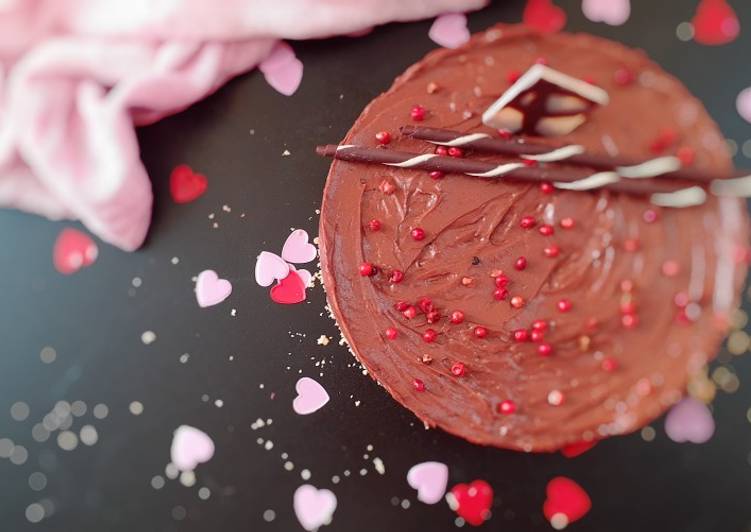 Torta alla crema di nutella e pepe rosa
