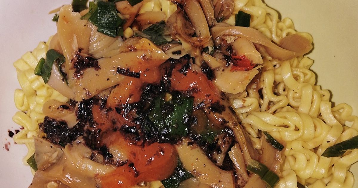 Mie Ayam Jamur Tiram Gurih