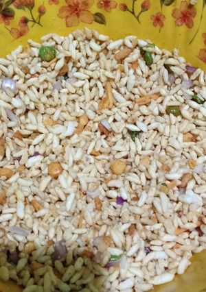 A picture of Jhalmuri.