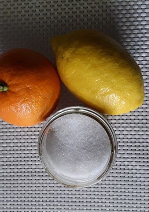Una foto de Ralladura de limón y naranja para mis tartas