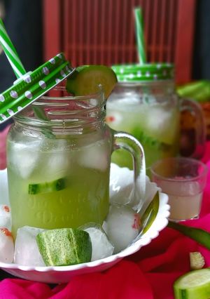 কিউকাম্বার কুলার (cucumber cooler recipe in Bengali) রেসিপির প্রধান ছবি