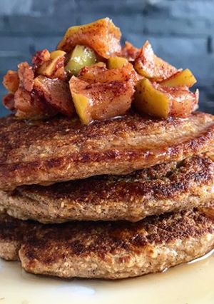 Una foto de Panqueques de manzana