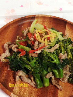 青花筍炒肉絲 (青花菜) 的食譜成品照片