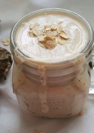 A picture of Passion Banana Oats Smoothie.