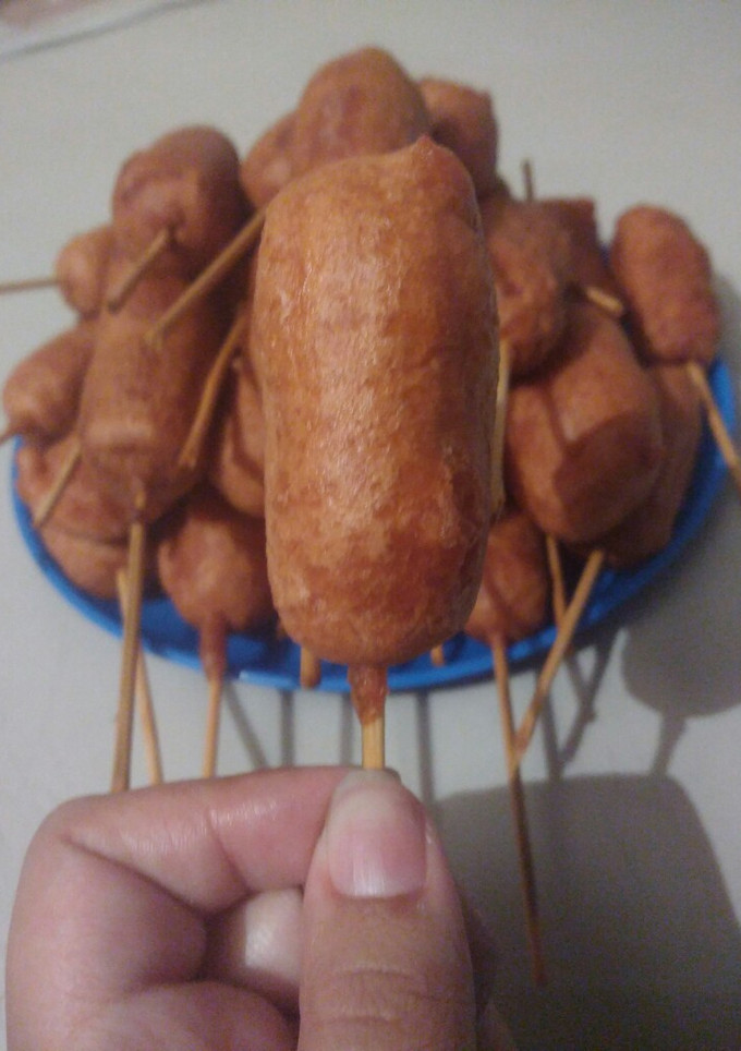 Una foto de Mini banderillas c/ harina de hot cakes 😍💖