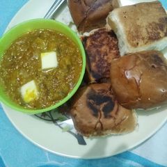 A picture of Pau bhaji.