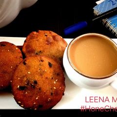 A picture of Methi Dhebra.