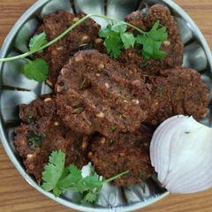 A picture of Banana flower Vadai.
