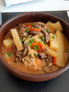 Una foto de Ajiaco con yema pochada