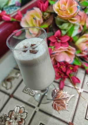 A picture of KitKat shake.
