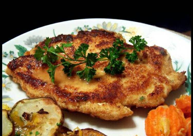 Schnitzel with oven roasted potatoes