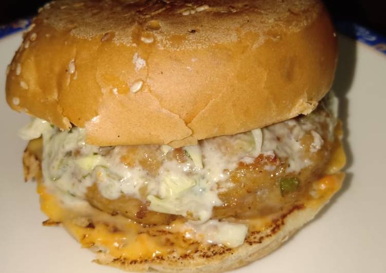 Steps to Prepare Favorite Chicken burger