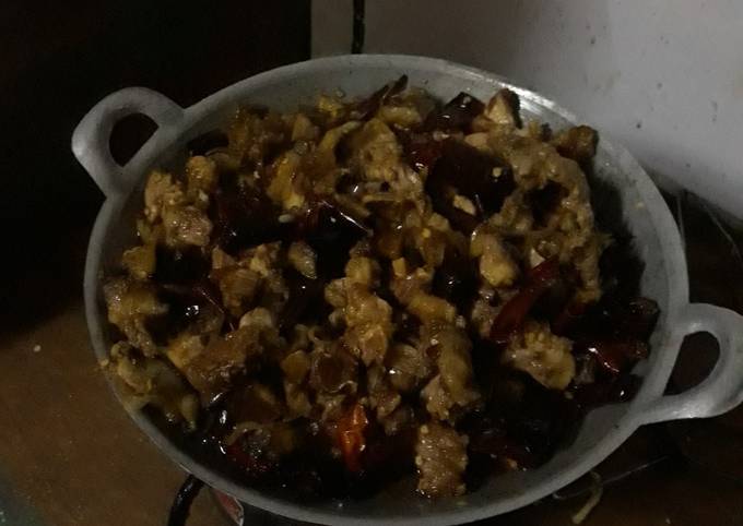 Daging sapi masak cebe kering