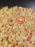 Cheesy veg macronies
