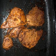 A picture of Pan Fried Tuna Steak.