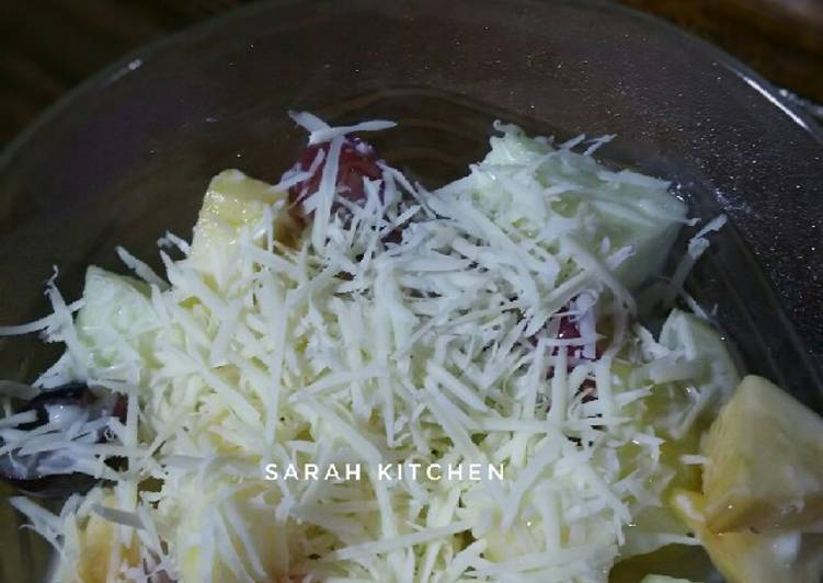Salad Buah Keju