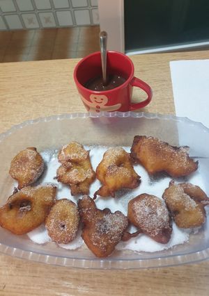 Una foto de Buñuelos de calabaza típicos en días de Fallas