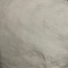 Multi purpose dough (pizza, bread, buns) A picture of Multi purpose dough (pizza, bread, buns).