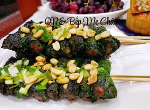 Hình của món Bò cuốn lá lốt.