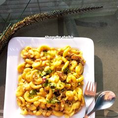A picture of Instant Macaroni with leftover karahi.
