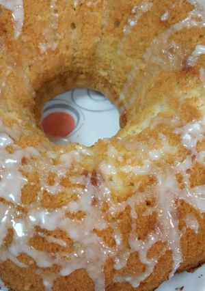 A picture of Lemon Cake.