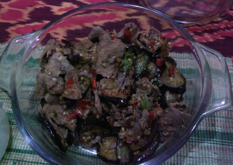 Tumis daging dan terong