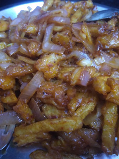चिल्ली पोटैटो (chilli potato recipe in Hindi) रेसिपी मुख्य फोटो