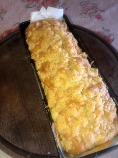 Una foto de Budín de manzana con crumble 😋
