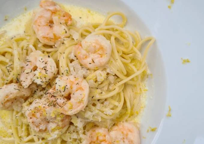 Pasta mit Garnelen und Zitronen-Buttersosse