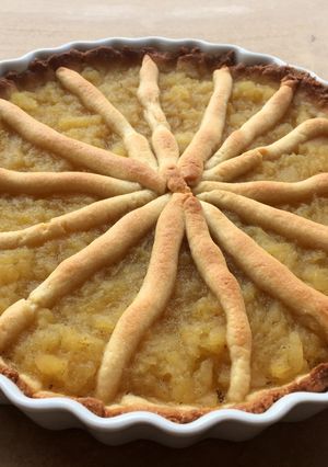 A picture of Apple tart.