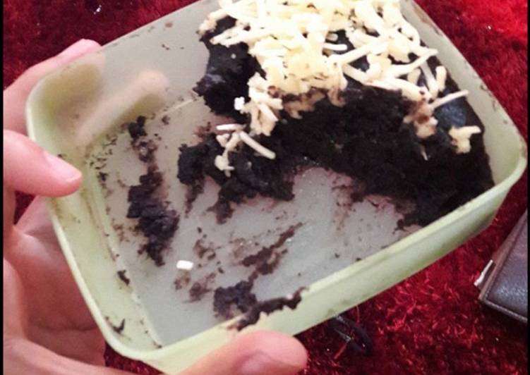 Resep: LezatBrowies Oreo kukus tanpa mixer (rasanya kayak molton cake di KFC cofee)