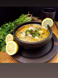 Una foto de Mariscal caliente en conserva 🍜