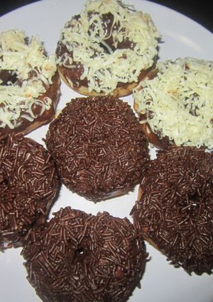 Foto resep Quick & Simple Donuts