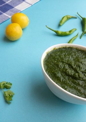 A picture of Hari chutney (Green chutney).