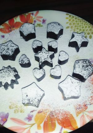 चॉकलेट (Chocolate recipe in hindi) रेसिपी मुख्य फोटो