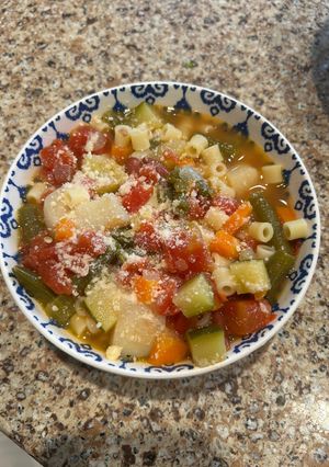 A picture of Minestrone Soup!.