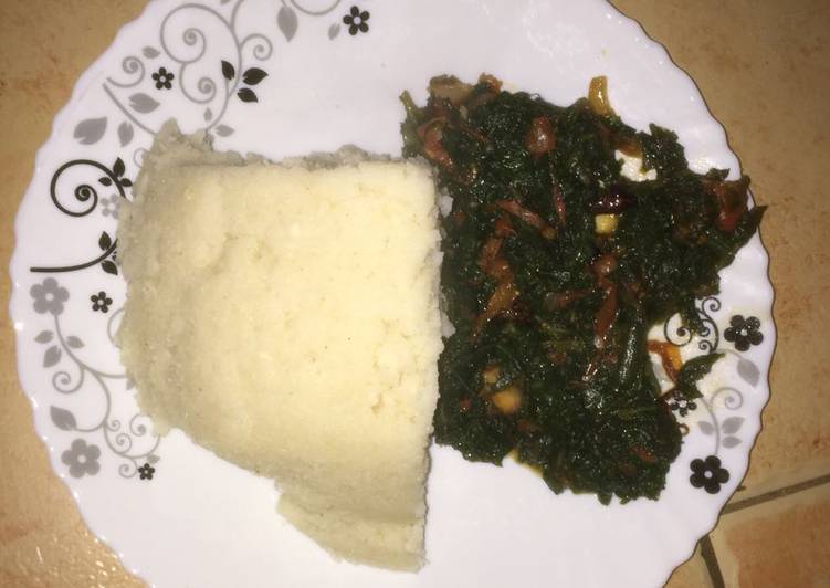 Recipe of Any-night-of-the-week Pumpkin leaves + spinach served with ugali