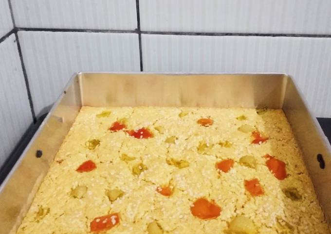 Savory cassava cake (bolu singkong telur asin)